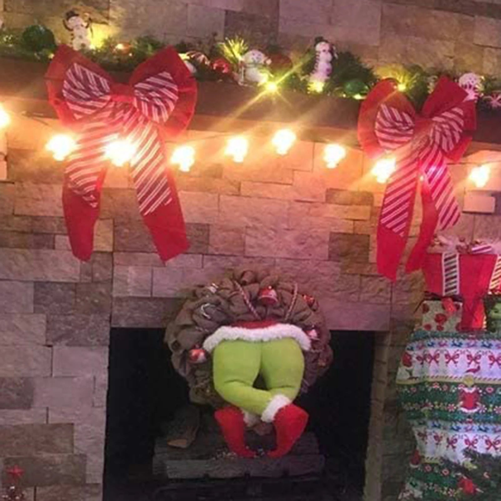 Christmas Thief Wreath